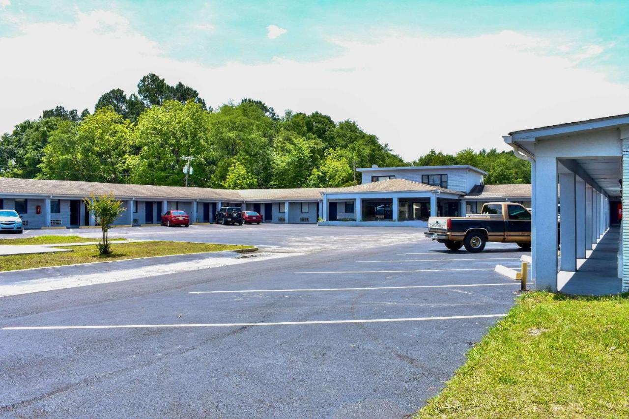 Rodeway Inn Swainsboro Exterior foto
